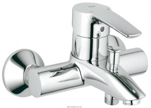 Смеситель однорычажный для ванны с коротким изливом Grohe коллекция Eurostyle хром 33591001