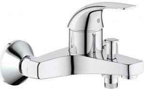 Змішувач одинважільний для ванни з коротким виливом Grohe колекція BauCurve хром 32806000