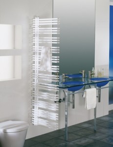 Водяний полотенцесушитель Zehnder колекція Yucca Asymmetric 578х1736х47 біла емаль YA 60-170