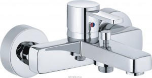 Смеситель однорычажный для ванны с коротким изливом Kludi коллекция Zenta хром 386700575