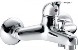 Смеситель однорычажный для ванны с коротким изливом KFA коллекция Baryt хром 554-010-00