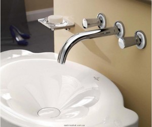 Змішувач для раковини двухвентильний на стіну Dornbracht колекція La Fleur хром 36 713 955-00