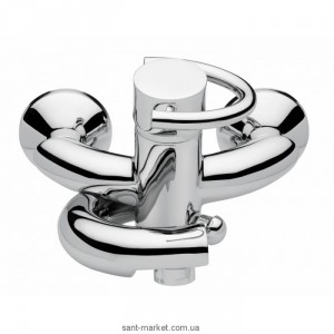 Смеситель однорычажный для ванны с коротким изливом EMMEVI коллекция Twist хром CR6601