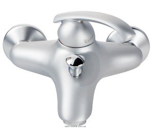 Смеситель однорычажный для ванны с коротким изливом EMMEVI коллекция Ramses матовый хром SC72001