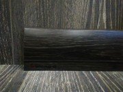 Плінтус Salag NG80 ПВХ дуб горілий NG8086