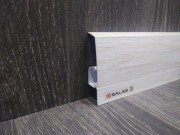 Плінтус Salag NG80 ПВХ клен патіно NG8028