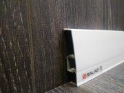 Плинтус Salag NG62 ПВХ белый NG6200