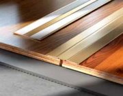 Алюмінієвий поріг Salag Stratus S08 0.91 м золотий анодований S08110