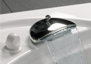 Излив для смесителя в ванной Roca Wall каскадный с переключателем хром A526241910